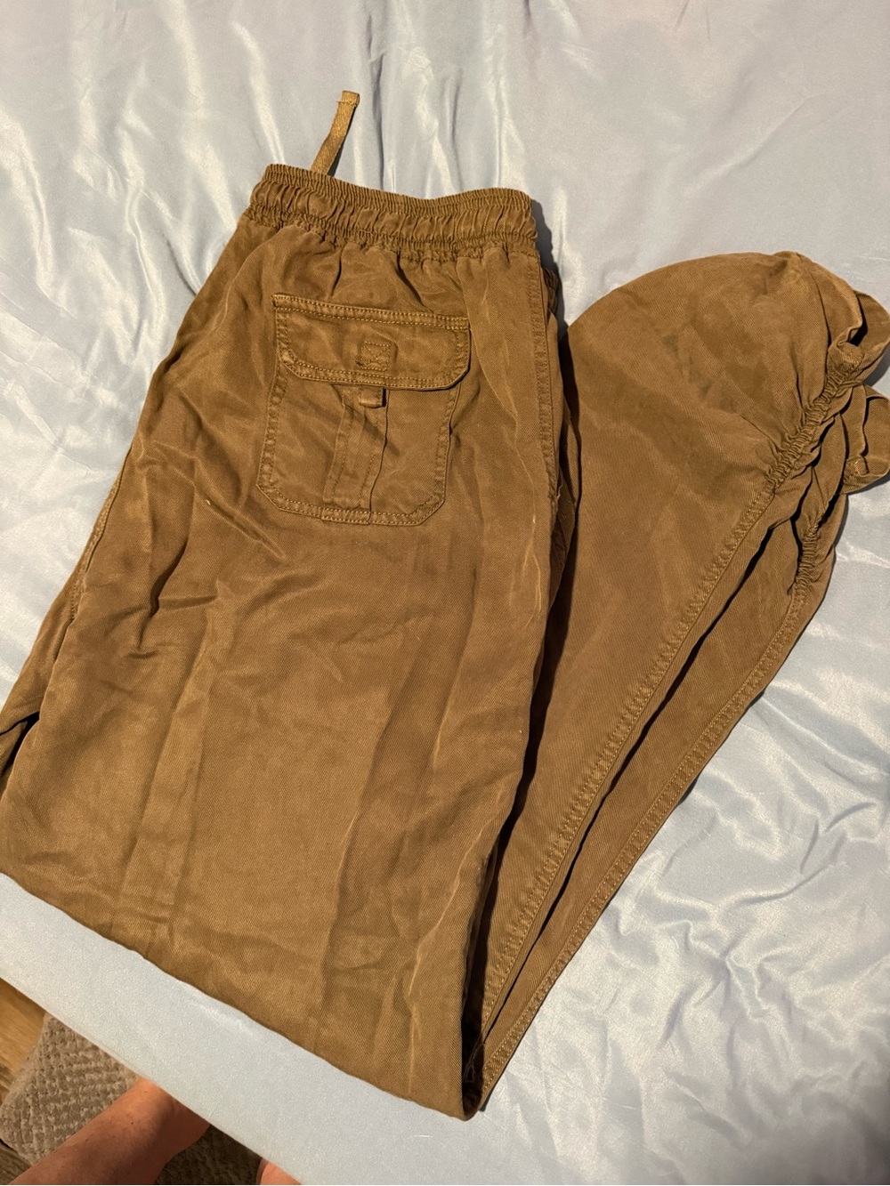 Thread & Supply Women’s Cargo Jogger Pants in Olive Green